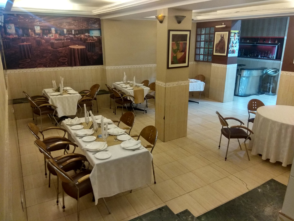 Training Restaurant.jpg